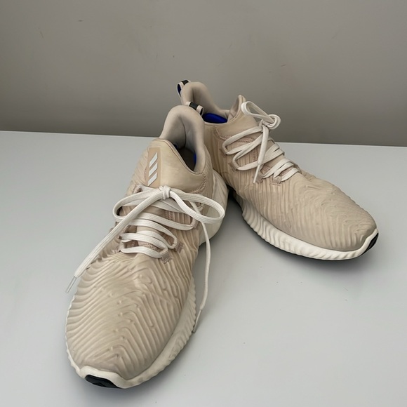 adidas Alphabounce Instinct Linen Running Shoes Men’s size 7 B76039
\'